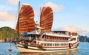 halong royal palace cruise