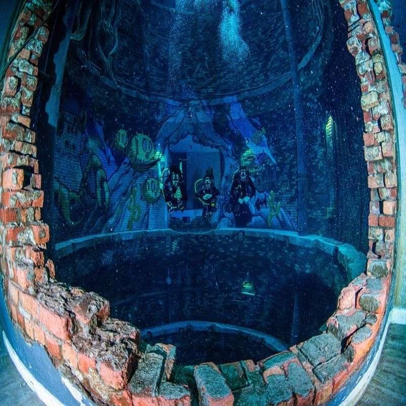 deep dive dubai