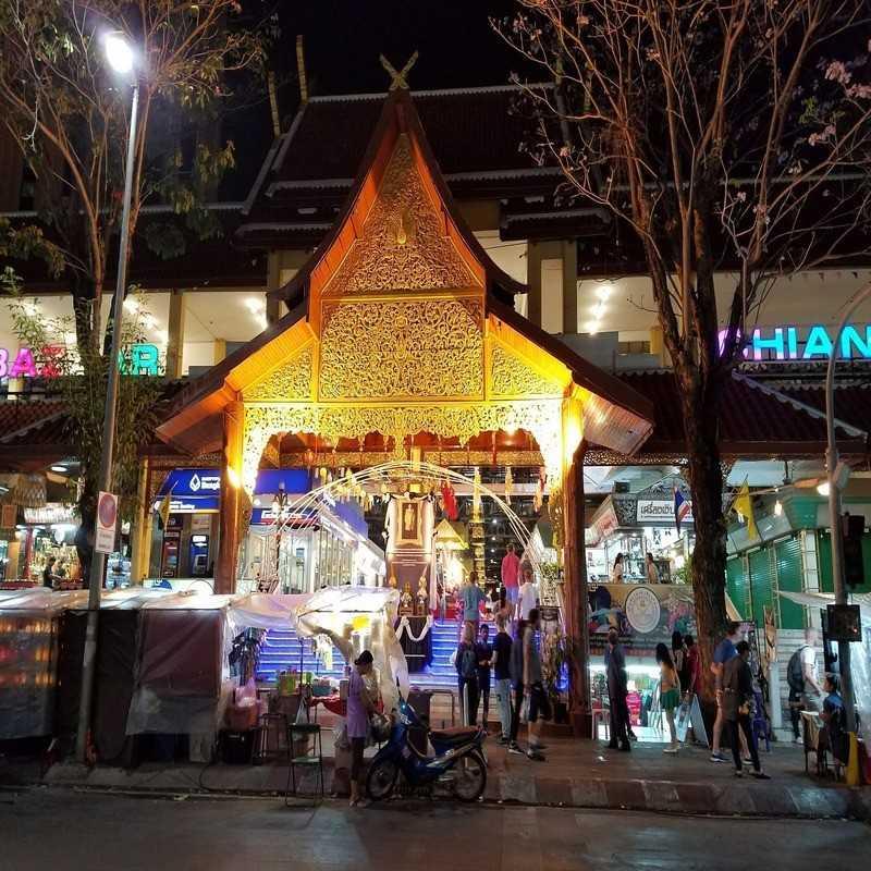 chiang mai night bazaar thailand