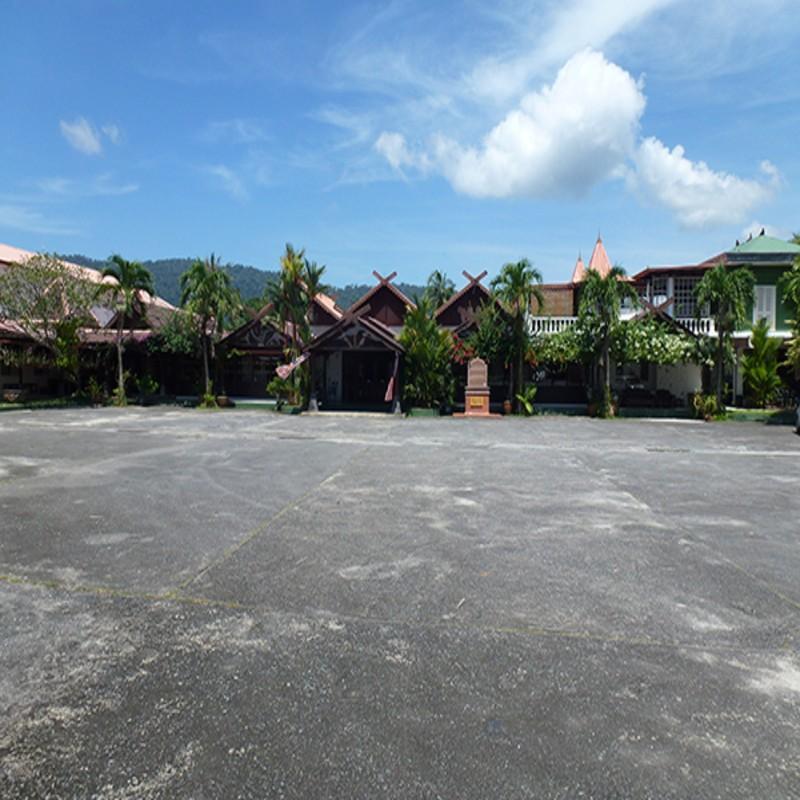 atma alam batik art village
