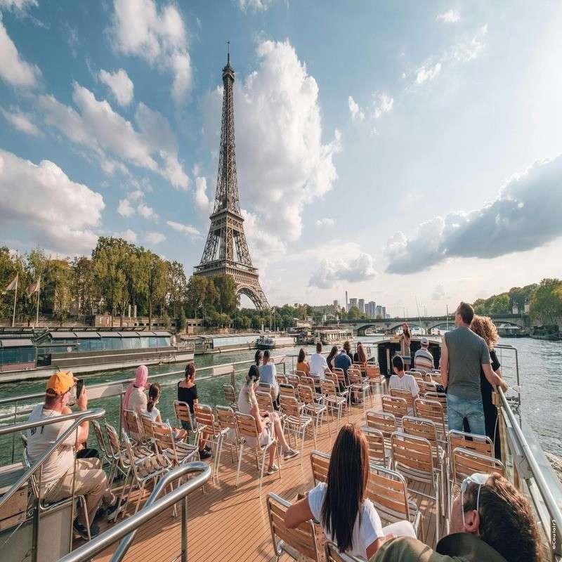 seine river cruise paris