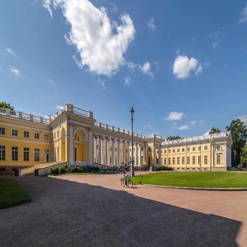 alexander palace russia