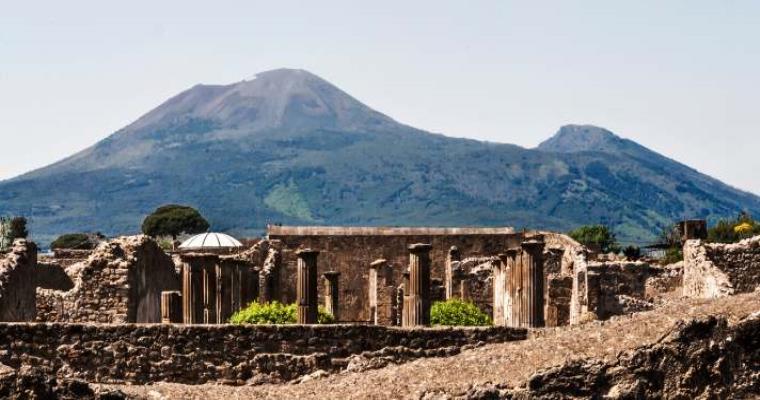pompeii italy