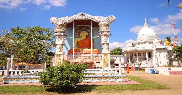 angurukaramulla temple at negombo